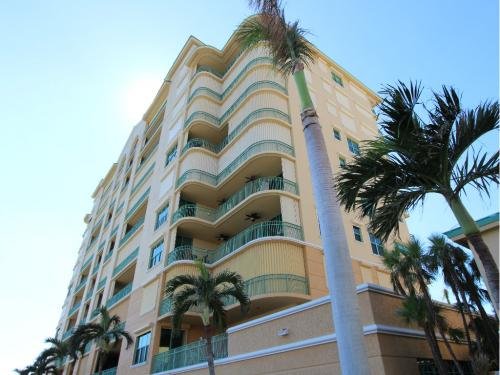Boating Condos - Pier 81 - Marco Island, FL